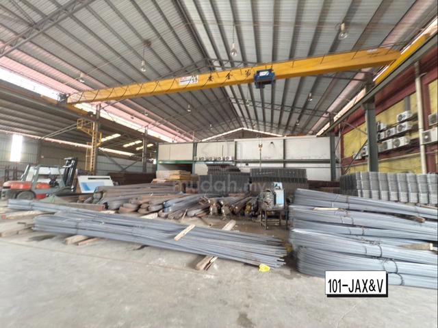 FACING MAINROAD !! Bandar Bukit Puchong Single Storey Detached Factory 1