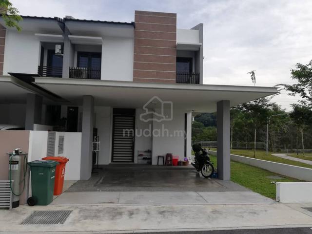 Double Storey End Lot Lake View Muraya Presint 12 Putrajaya 1