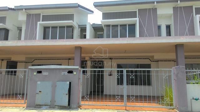 Double Storey Terrace Bandar Tasik Kesuma Sek 5 Semenyih 1