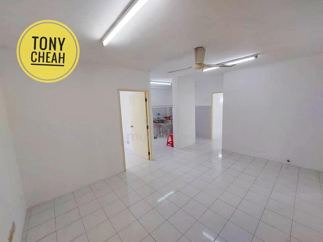 Sri Ivory (Sri Ivori) Apartment 1