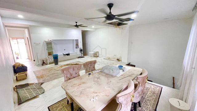 BELOW MARKET RENOVATED 3 Storey Terrace Taman Bukit Permai Ampang 1