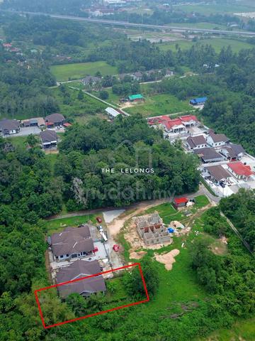 Rumah semi d lelong Padang Raja Peringat Kota Bharu 1
