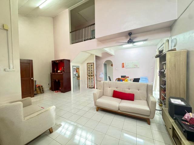 Kulai Ioi Jalan Enggang 1.5 Storey Terrace Corner Unblock Freehold 1
