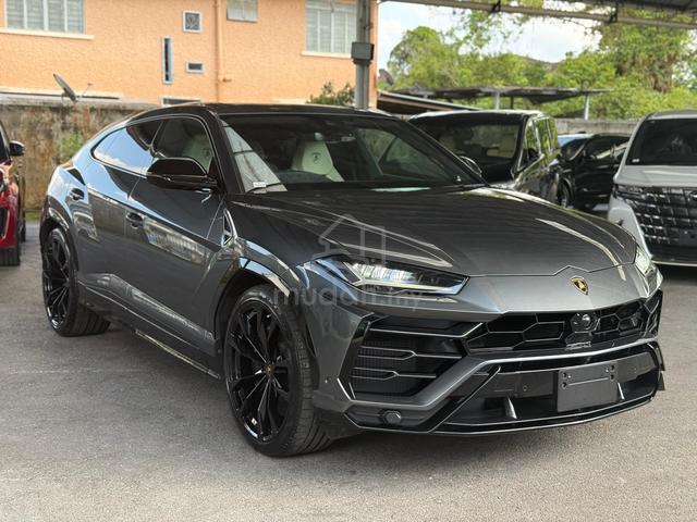 2020 Lamborghini Urus 4.0 V8 Bi-Turbo - 1