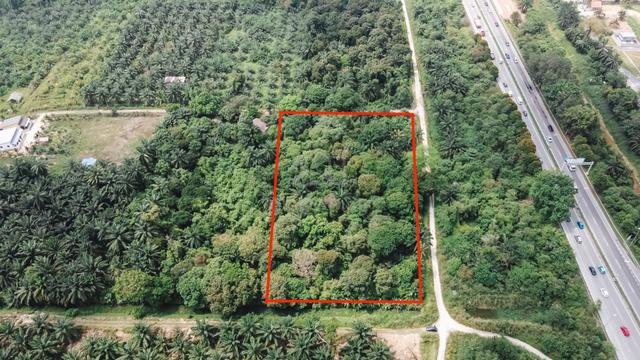 2.15 Ekar Tanah Pertanian Berdekatan Bypass Dengkil 1