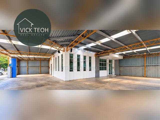 Corner Semi Deatched Industrial Factory Warehouse 7000sf Bukit Minyak 1