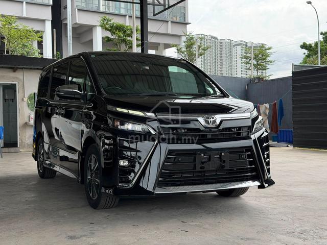 2021 Toyota VOXY 2.0 ZS KIRAMEKI III (A)/7 SEATER - 1