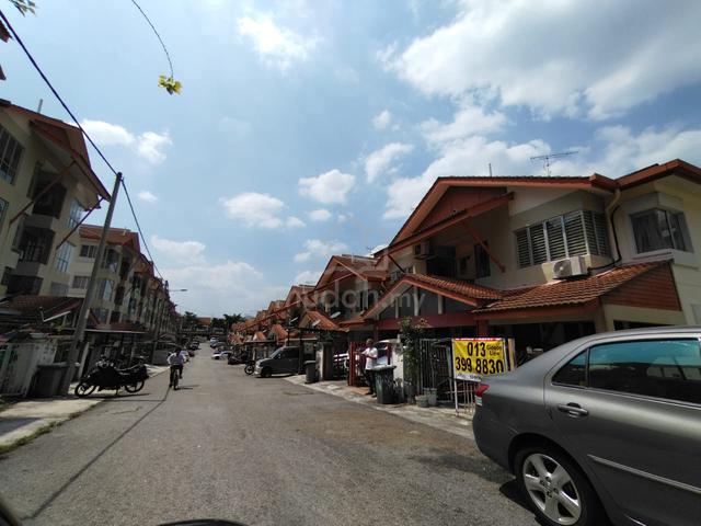 Taman Amansiara Selayang Jalan Rawang Townhouse Endlot 1