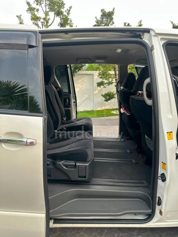 2011 Toyota ESTIMA 2.4 (A) - 5