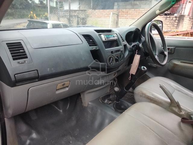 2008 Toyota HILUX 2.5 MY05 KUN25R FACELIFT (M) - 4