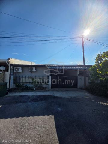Kenyalang area Kuching Prime area Single Storey Intermediate for Sale 1