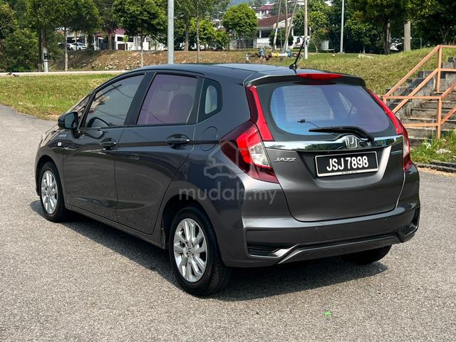 2017 Honda JAZZ 1.5 HYBRID FOC 1 YRS WARRANTY (A) - 4