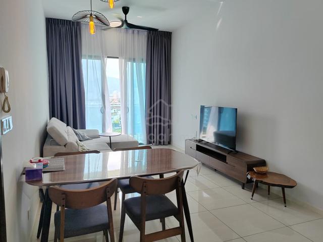 Queens Residences Q1 @ Queens Waterfront 1