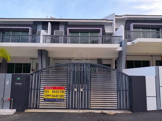 Lahat Moseyhill Phase 2 Double Storey,Never Occupied. 1