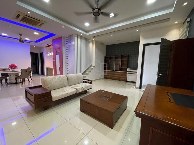 Renovated Taman Jenderam Harmoni Extended Laundry Area Semi-D Dengkil 1