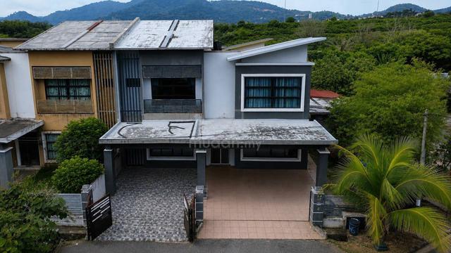 CORNER LOT Double Storey Semi-Detached Cluster, Taman Mulia, Pajam 1
