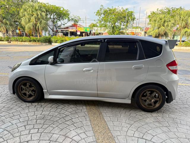 2014 Honda JAZZ 1.5 V MY2014 (A) - 5