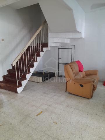 Below Market🔥! Double Storey Taman Cempaka, Ampang For Sale 1