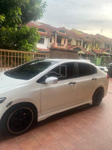 2013 Honda CITY 1.5 i-VTEC (A) - 2