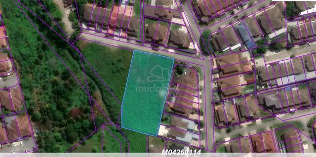 Nice Shape, Renewing to 99 Years Land @ Stapok Selatan, Kuching. 1