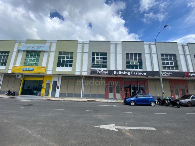 First Floor - Shop Lot / Office 1