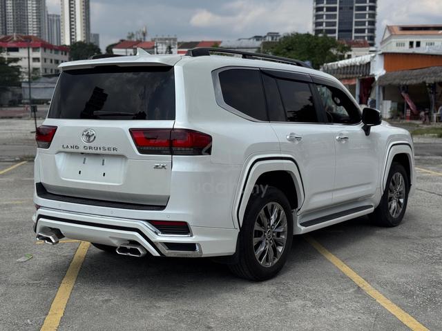 2022 Toyota LANDCRUISER 3.3 ZX LC300 (A) Black INT - 3