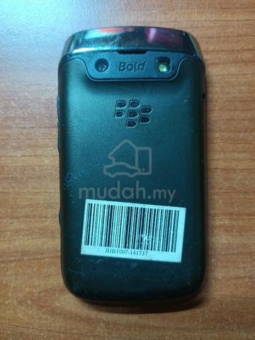 Blackberry Bold 9790 - photo 4 of 6