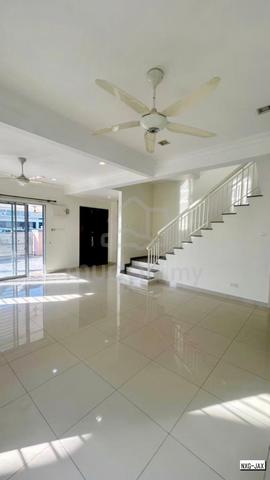 FULL RENO 2sty House 4-BEDROOM - Indah Residence@Kemuning Utama. 1