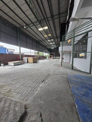 2 Adjoining Unit! 1.5 Storey Semi-D Factory for Rent @ Desa Cemerlang 1