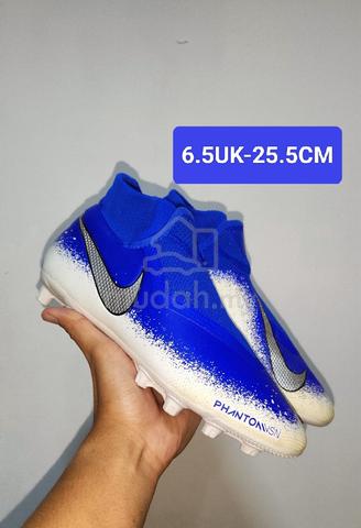 Kasut bola nike phantom best sale