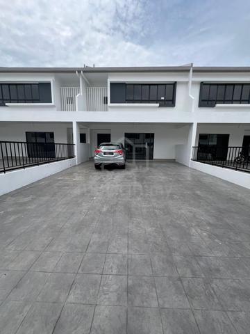Sejati Lakeside Superlink EXTRA LONG 26x90 Cyberjaya setia eco glades 1