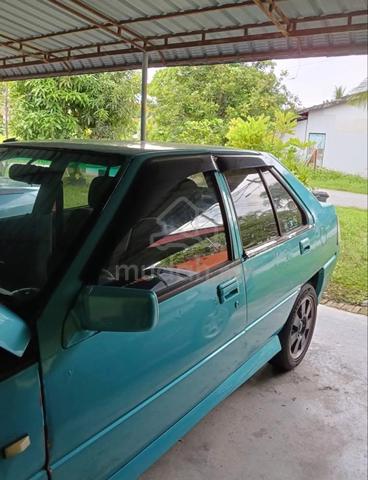 1995 Proton SAGA 1.5s aeroback (M) - 4