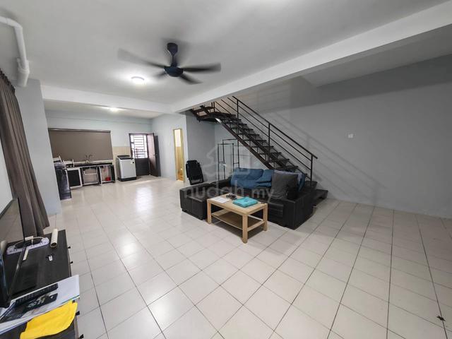 Pasir Gudang,taman Scientex,jalan kedidi, Endlot, renovated,full loan 1