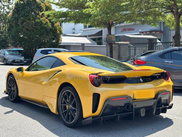 2016 Ferrari 488 GTB 3.9 - 4
