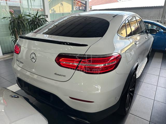2019 Mercedes Benz GLC300 2.0 4MATIC COUPE (A) - 4