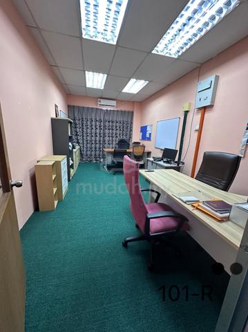 Plaza jelutong 2sty shoplot 20*55sqft Nice unit for slae 1
