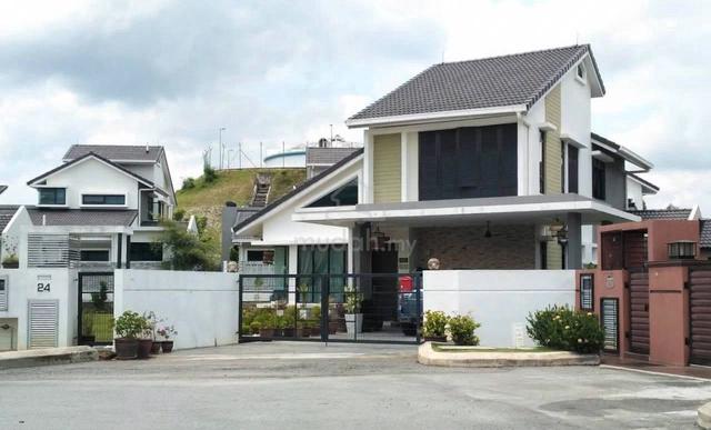 Puncak Bestari [ Bandar Puncak Alam] | 8,310 sqft | 4+1R 4B 1