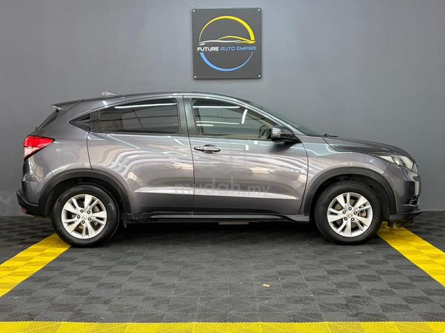 Honda HR-V 1.8 E (A) FULL SERVICE HONDA HRV SUV - 4