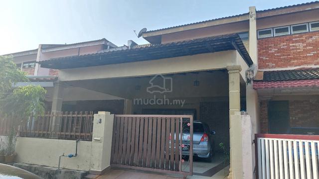 Rumah Teres 2 Tingkat Bukit Sekilau 1