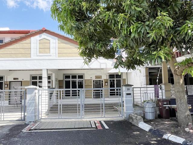 [4 BILIK] 1½ Storey Terrace House  Tmn Krubong Utama Melaka 1
