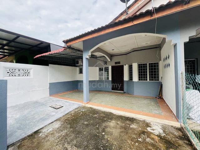 Taman Muzaffar Syah Open Facing 1
