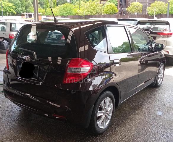 2013 Honda JAZZ 1.5 FACELIFT (A) - 5