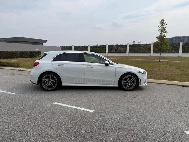 2022 Mercedes Benz A180 AMG HARGA RUNTUH MERDEKA - 3