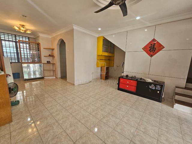 For Rent Jalan Jasa @ Mutiara Rini Skudai Double Storey Terrace House 1