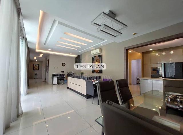 Bandar Parklands klang 2-sty bungalow fully renovated value buy Nice 1