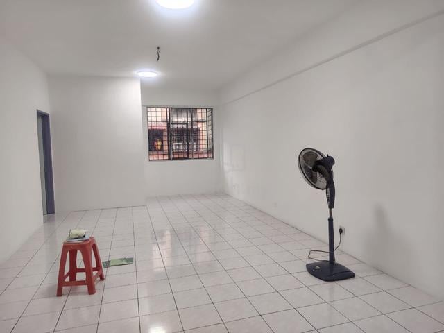 Taman Kasturi 1