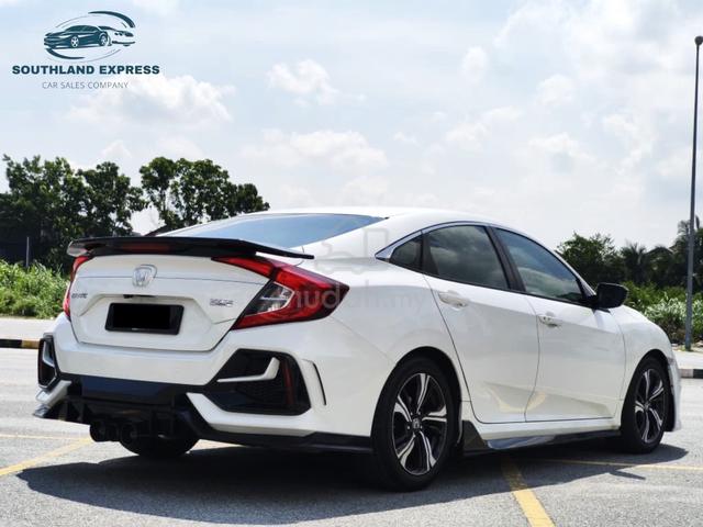 2017 Honda CIVIC 1.5 TC (A) - 5