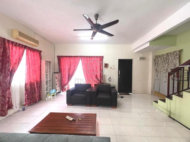 Taman Pinggiran Putra , Seri Kembangan 1