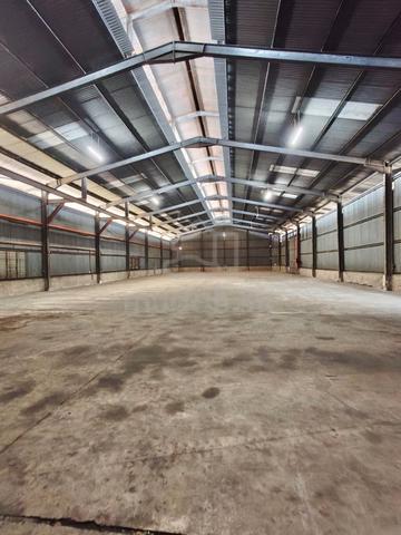 Kolombong Warehouse l Road Frontage l High Ceiling l Storage l Inanam 1