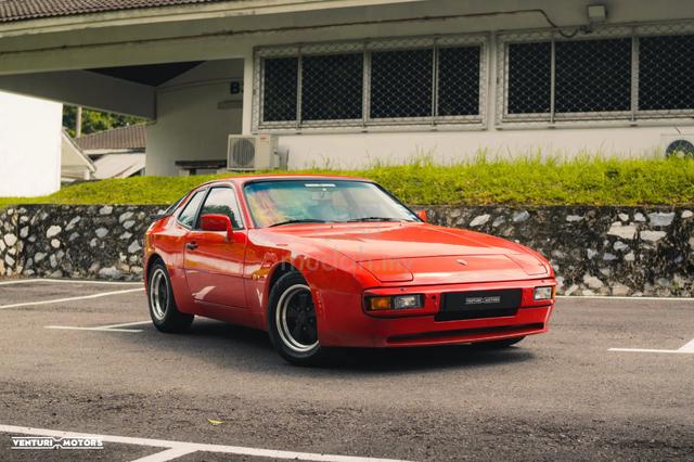 Porsche 944 2.5 (M) 911 Front Engine Classic - 1